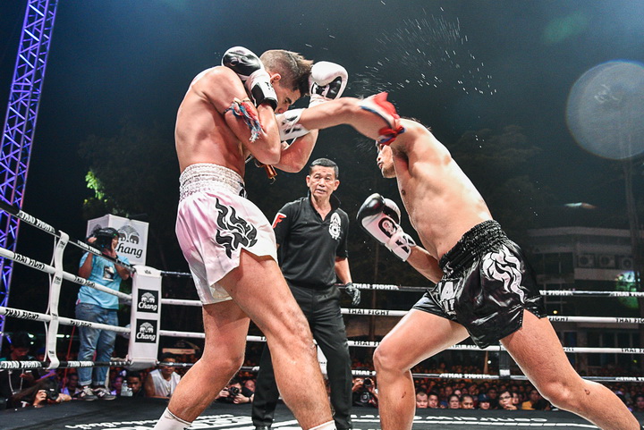 iamcar_isuzu thaiflight5